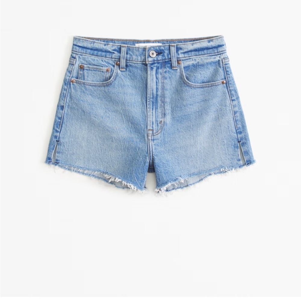 Abercrombie and Fitch High Rise Mom Shorts size 28/6